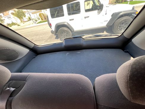 Used 2003 Chrysler PT Cruiser image 9