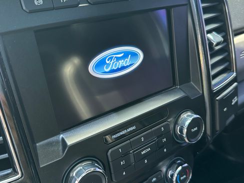 Used 2021 Ford F250 Lariat w/ Tremor Off-Road Package AWD/4WD image 20