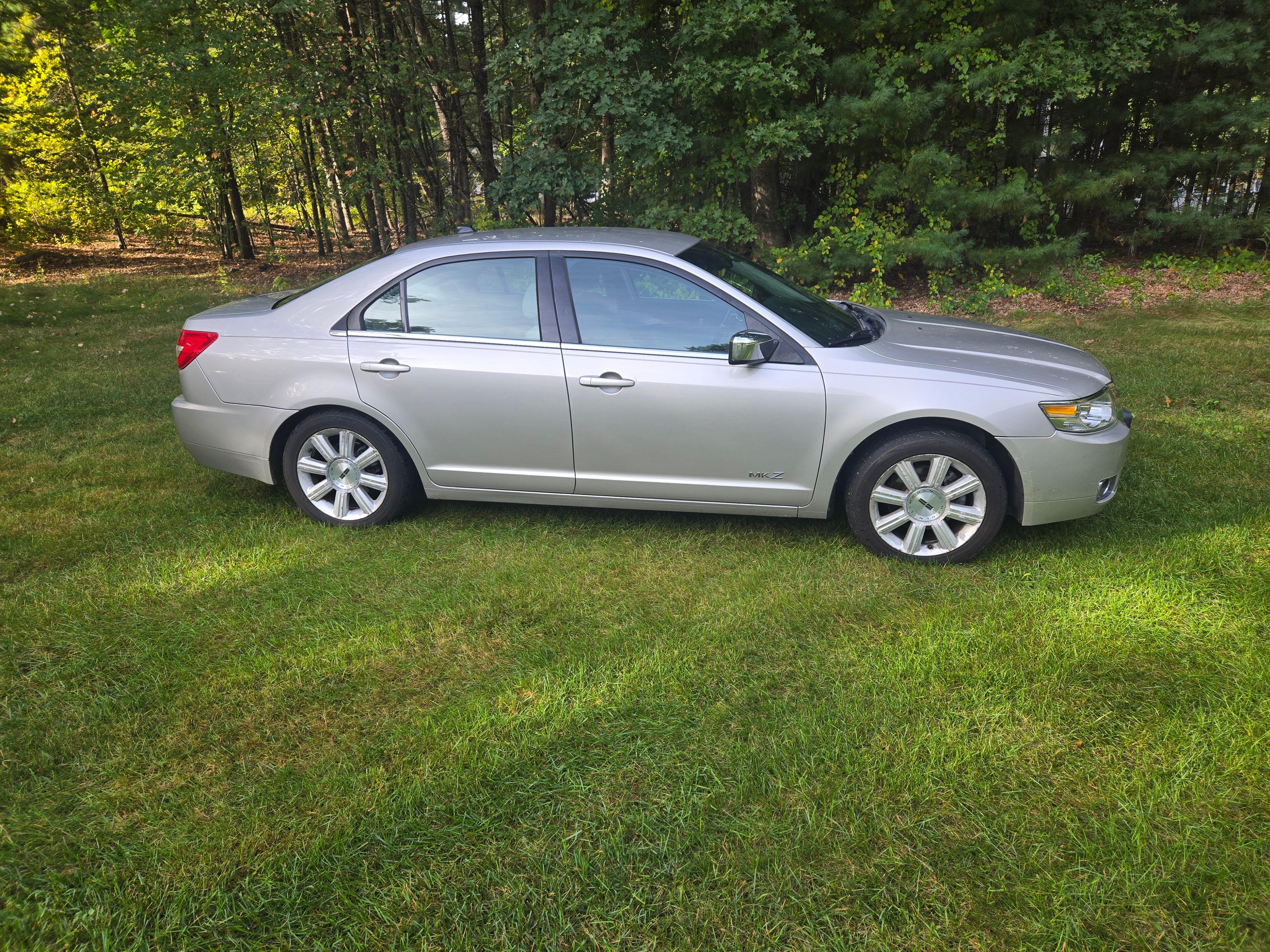 Used 2008 Lincoln MKZ FWD image 9