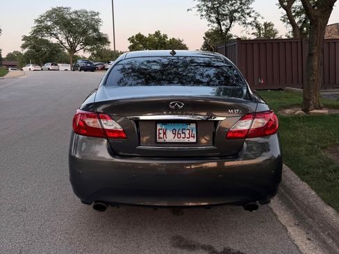 Used 2013 INFINITI M37 x w/ Premium Pkg image 2