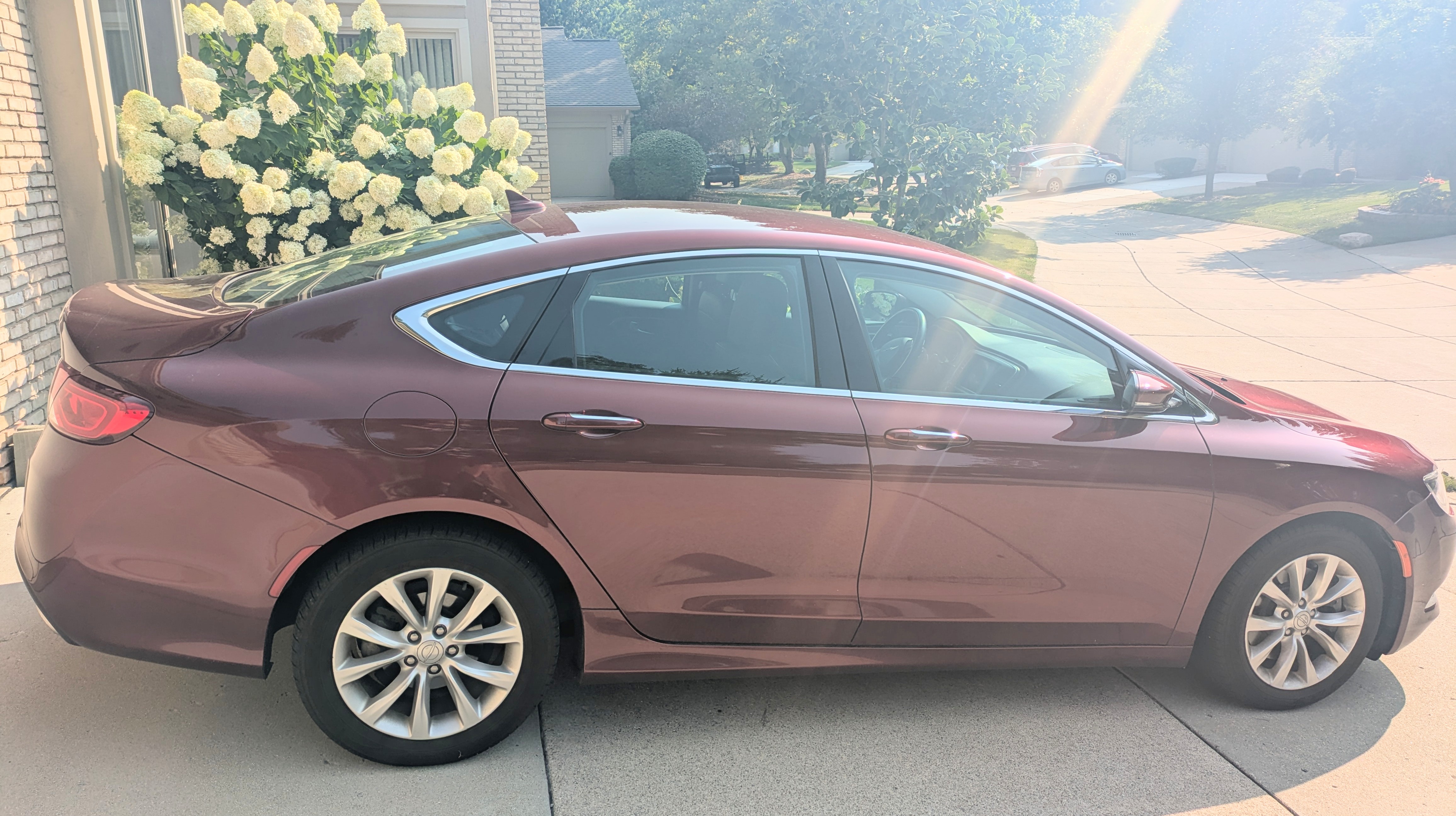 Used 2015 Chrysler 200 C w/ Navigation & Sound Group I FWD image 2