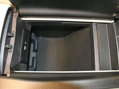 Used 2024 Mercedes-Benz GLE 350 4MATIC image 28