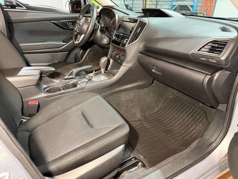 Used 2017 Subaru Impreza 2.0i Premium AWD/4WD image 5