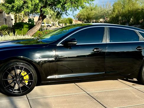 Used 2014 Jaguar XJ L Portfolio image 2