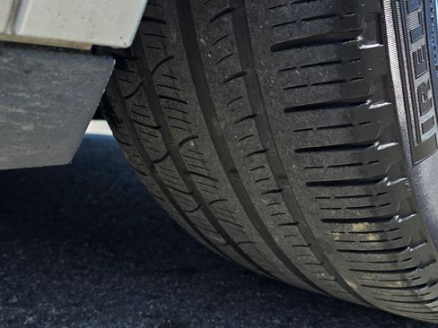 Used 2019 Porsche Cayenne Turbo image 23