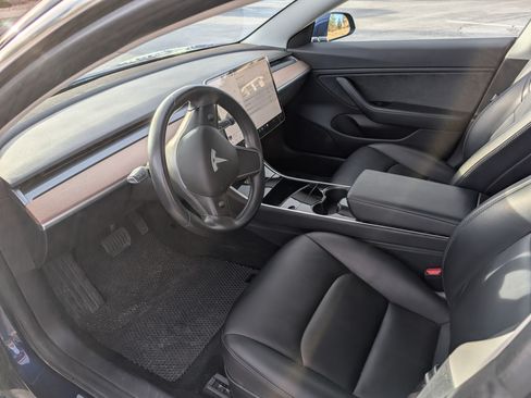 Used 2018 Tesla Model 3 Long Range image 11