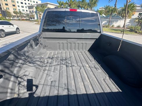 Used 2022 Ford F250 XLT w/ XLT Premium Package image 11