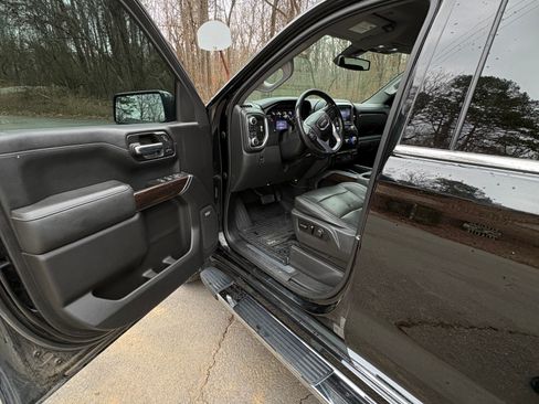 Used 2020 GMC Sierra 1500 SLT w/ SLT Premium Plus Package AWD/4WD image 14