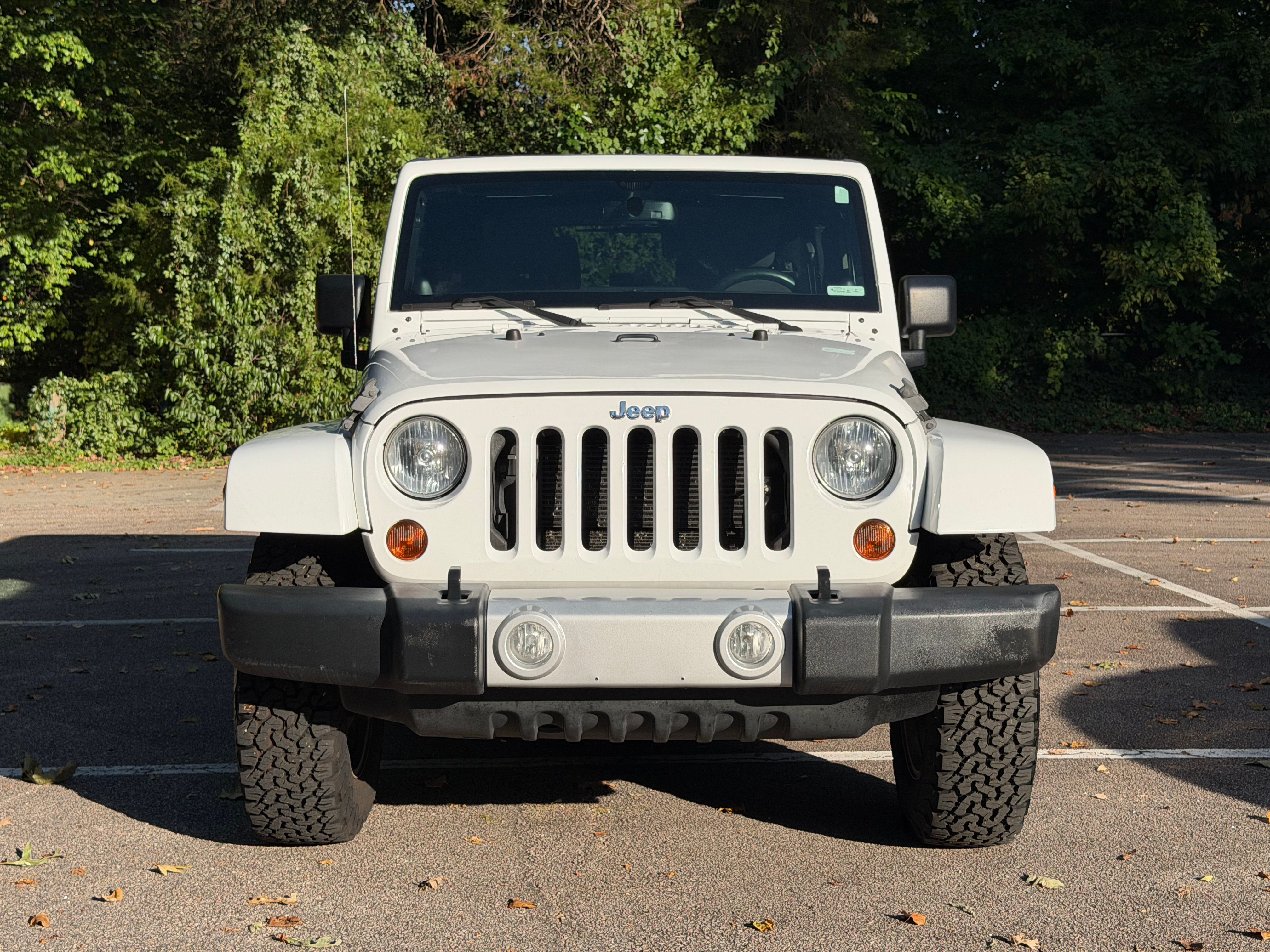 Used 2013 Jeep Wrangler Sahara w/ Connectivity Group AWD/4WD image 6