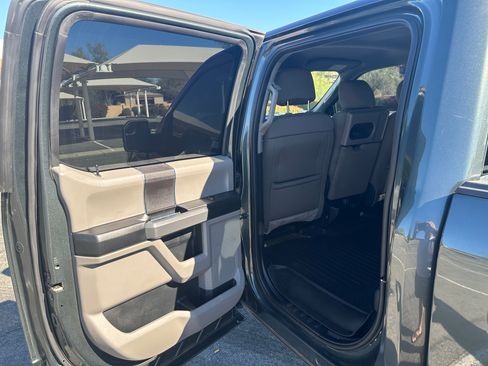 Used 2018 Ford F150 XLT image 8