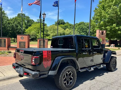Used 2021 Jeep Gladiator Rubicon AWD/4WD image 8