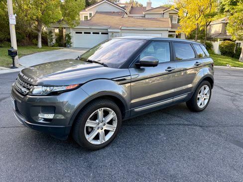 Used 2015 Land Rover Range Rover Evoque Pure Plus AWD/4WD image 8