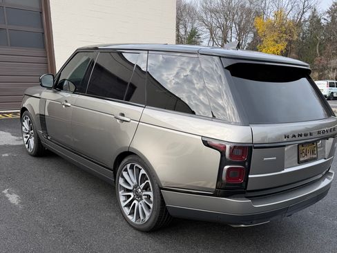 Used 2019 Land Rover Range Rover Long Wheelbase Supercharged image 6