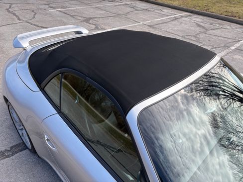 Used 2005 Porsche 911 Carrera S RWD image 18