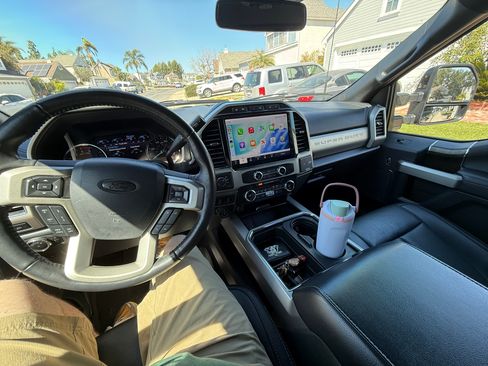 Used 2022 Ford F250 Lariat w/ Tremor Off-Road Package image 13