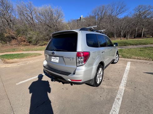 Used 2009 Subaru Forester 2.5XT Limited w/ Popular Equipment Group 1B image 10