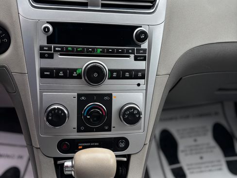 Used 2010 Chevrolet Malibu LS FWD image 8