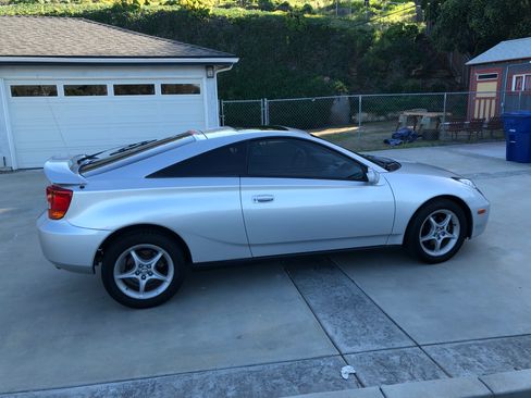 Used 2002 Toyota Celica GT-S image 4