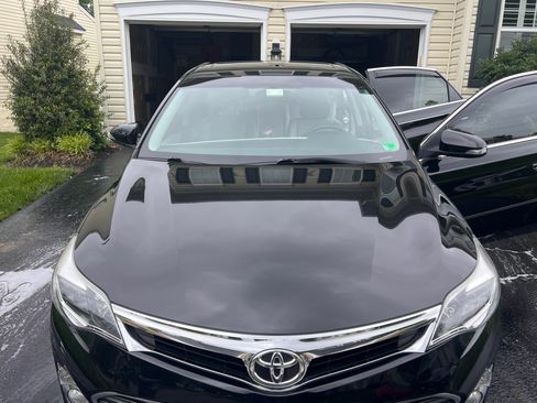 Used 2013 Toyota Avalon XLE Touring FWD image 5