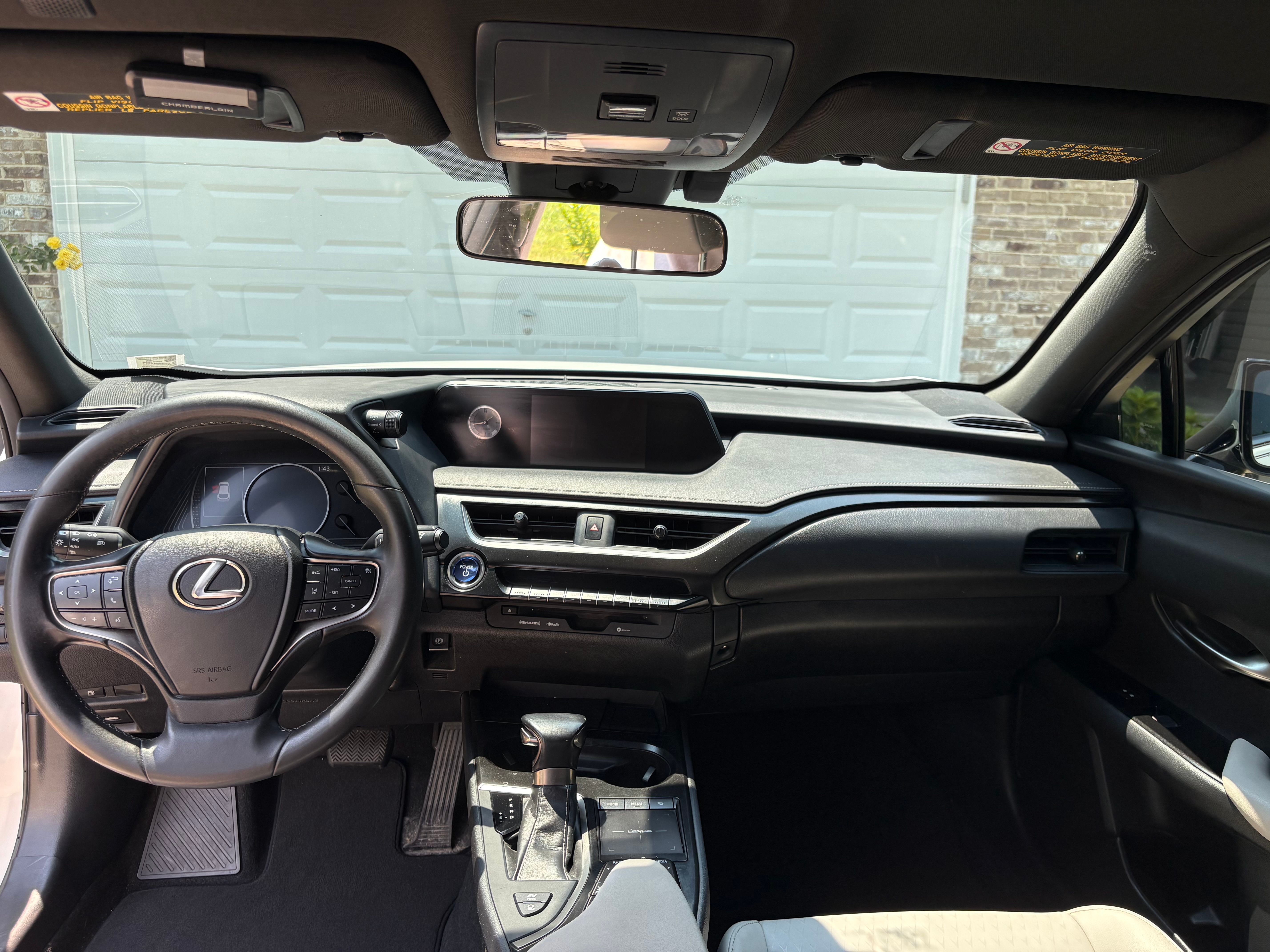 Used 2019 Lexus UX 250h AWD/4WD image 8