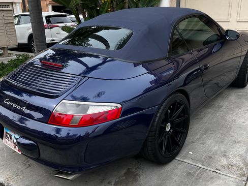 Used 2002 Porsche 911 Carrera 4 AWD/4WD image 8