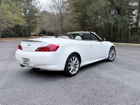 Used 2012 INFINITI G37 Convertible image 15