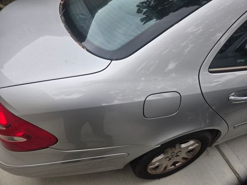 Used 2006 Mercedes-Benz E 350 Sedan image 6