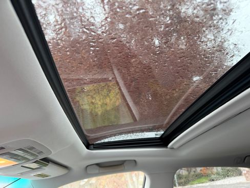 Used 2012 Lexus RX 350 AWD image 16