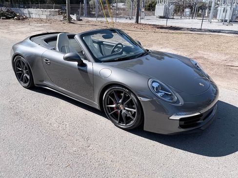 Used 2014 Porsche 911 Carrera 4S image 1