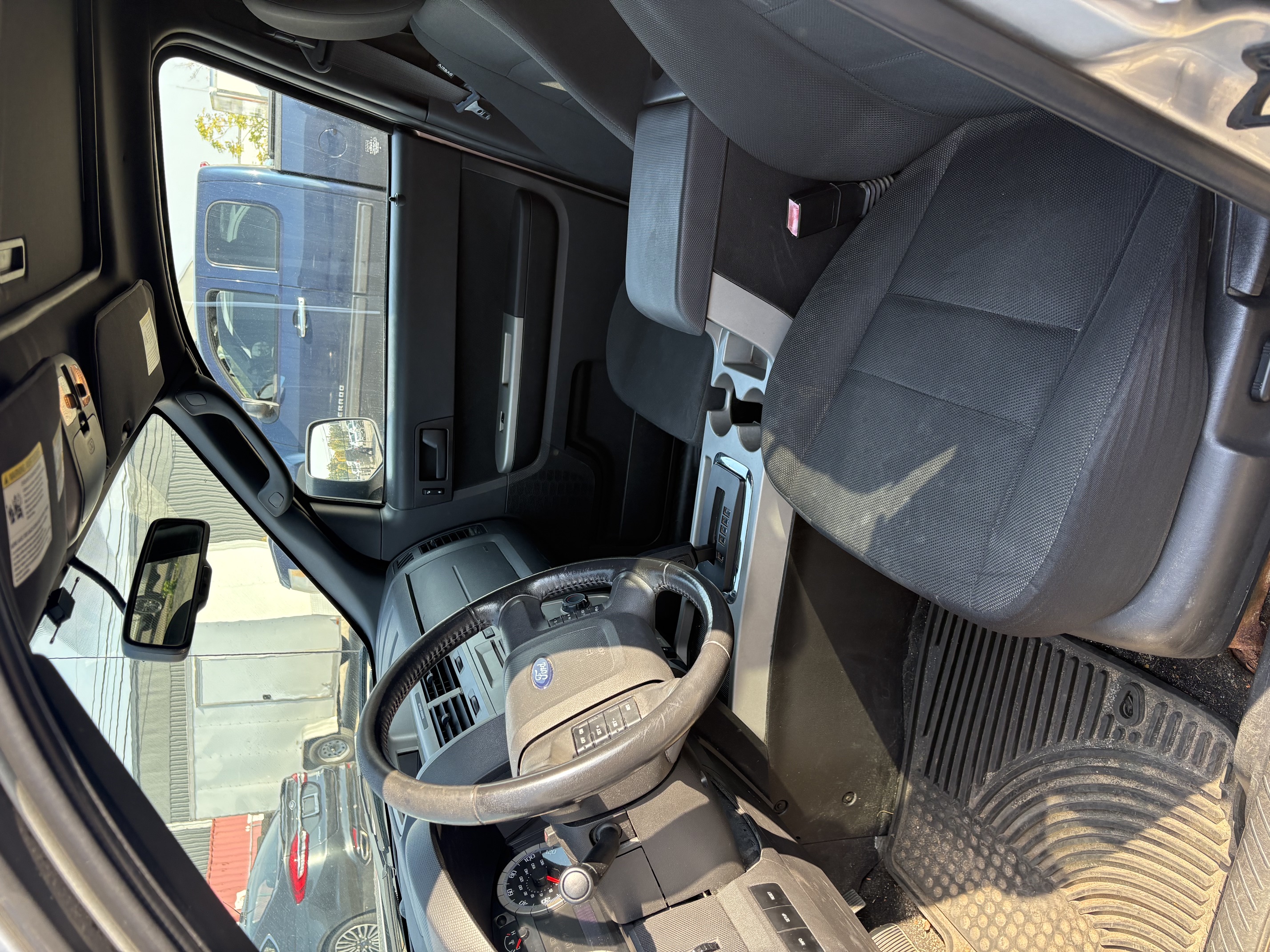 Used 2009 Ford Escape XLT FWD image 5