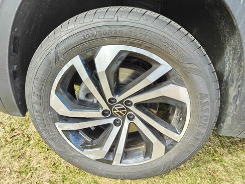 Used 2023 Volkswagen Atlas SEL image 25