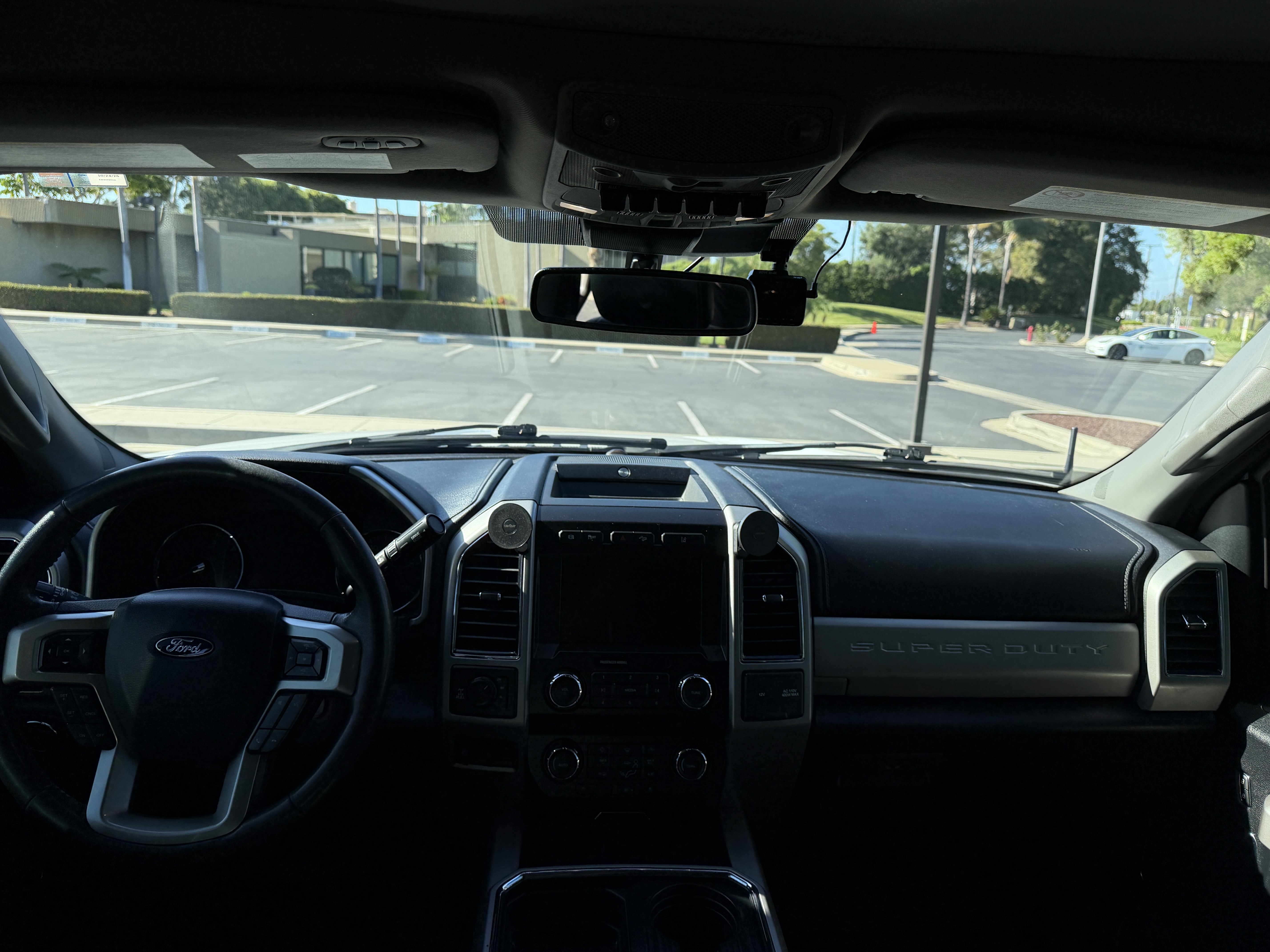 Used 2020 Ford F250 Lariat w/ Lariat Value Package AWD/4WD image 12