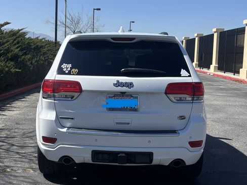 Used 2015 Jeep Grand Cherokee Overland w/ Advanced Technology Group image 5