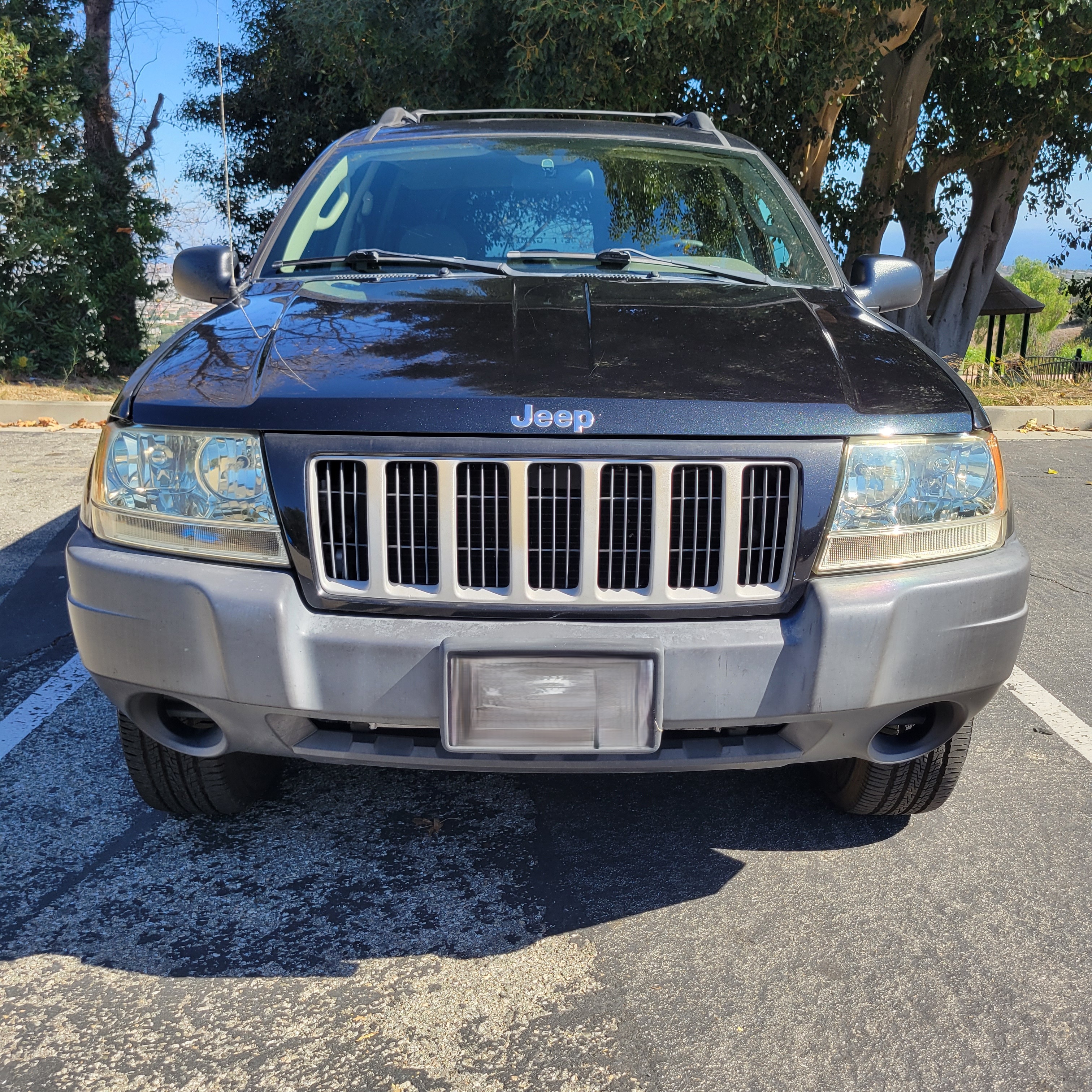 Used 2004 Jeep Grand Cherokee Laredo w/ Convenience Group RWD image 2