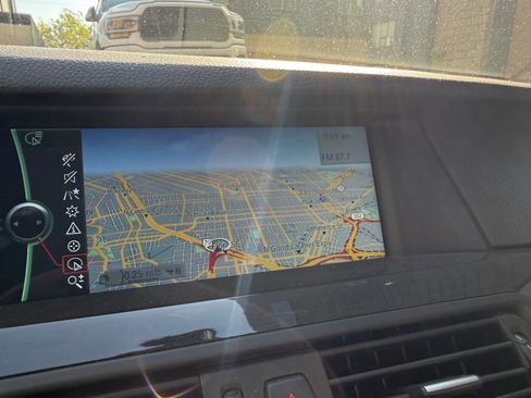 Used 2011 BMW 535i xDrive Sedan AWD/4WD image 10