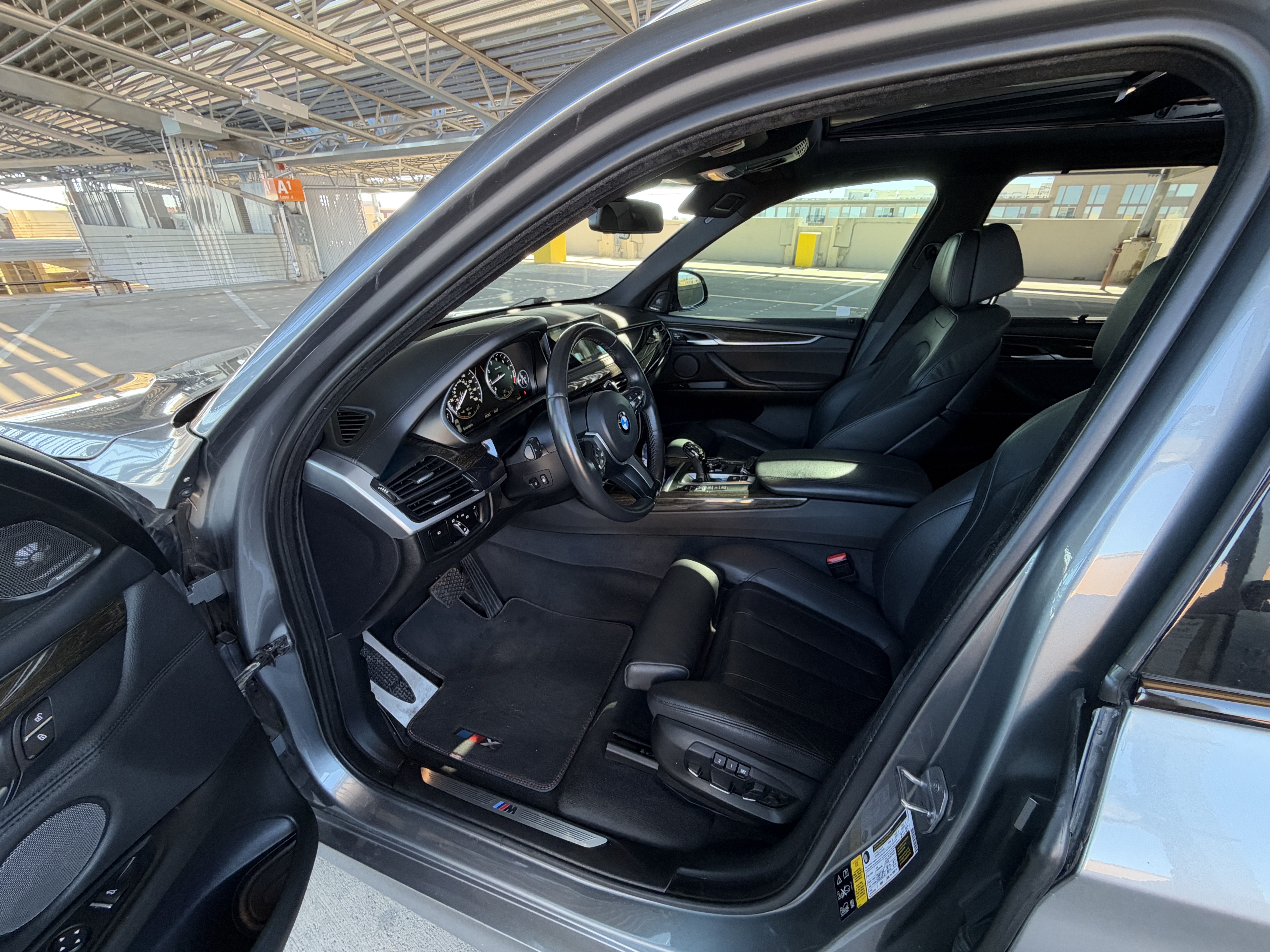 Used 2016 BMW X5 xDrive50i AWD/4WD image 22