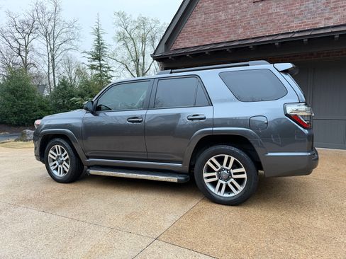 Used 2023 Toyota 4Runner TRD Sport image 2