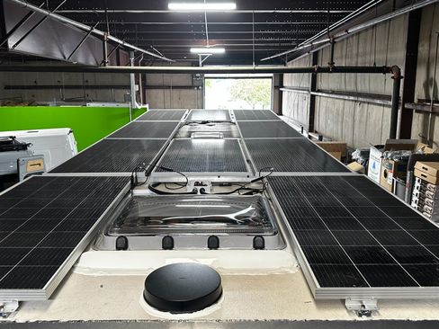 Used 2020 Ford F550 4x4 Crew Cab Super Duty image 9