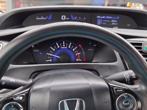 Used 2013 Honda Civic LX image 6