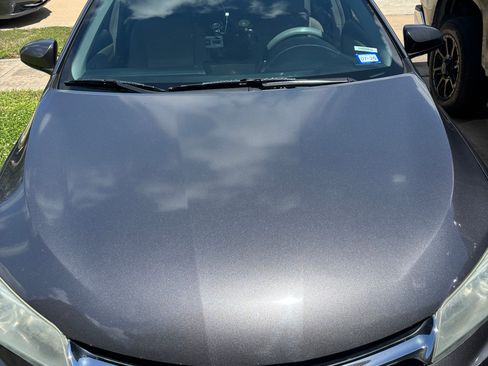 Used 2015 Toyota Camry LE image 24