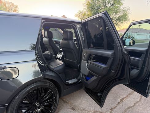 Used 2018 Land Rover Range Rover Supercharged AWD/4WD image 14
