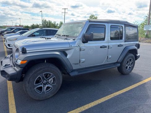 Used 2018 Jeep Wrangler Unlimited Sport S AWD/4WD image 1