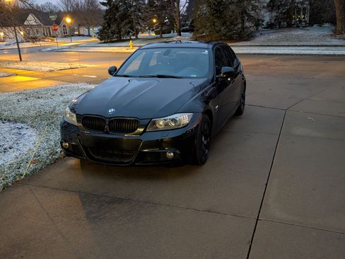 Used 2010 BMW 328i xDrive Sedan image 8