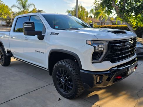 Used 2025 Chevrolet Silverado 3500 LTZ w/ Trail Boss Package image 2