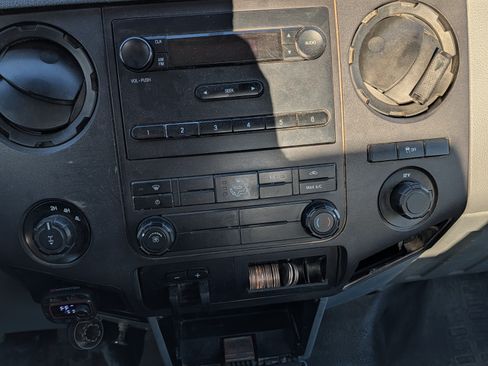 Used 2013 Ford F350 XL image 9