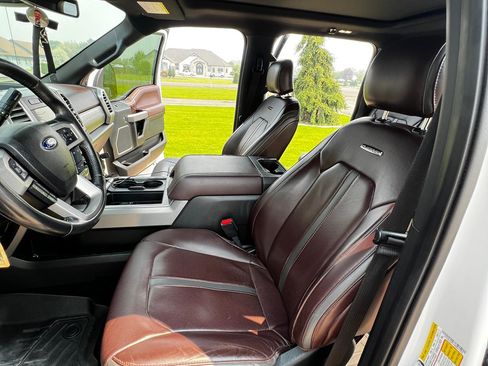Used 2017 Ford F350 Platinum w/ Platinum Ultimate Package AWD/4WD image 13
