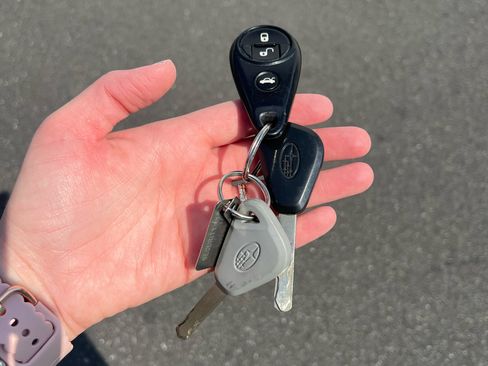 Used 2010 Subaru Impreza 2.5i image 14