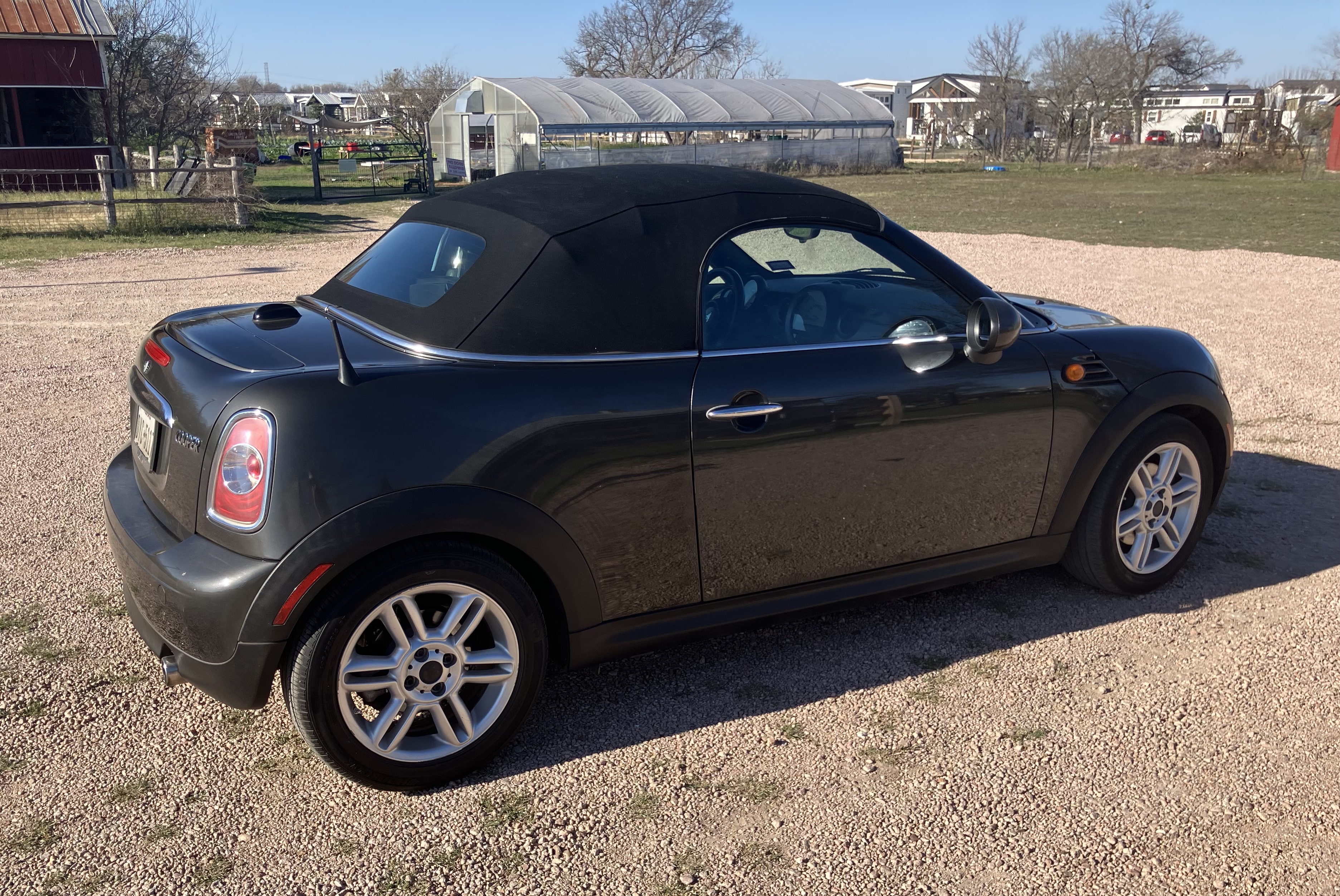Used 2013 MINI Cooper Roadster FWD image 6