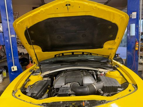 Used 2011 Chevrolet Camaro SS w/ RS Package image 6