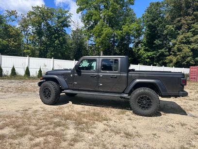 Used 2021 Jeep Gladiator Sport